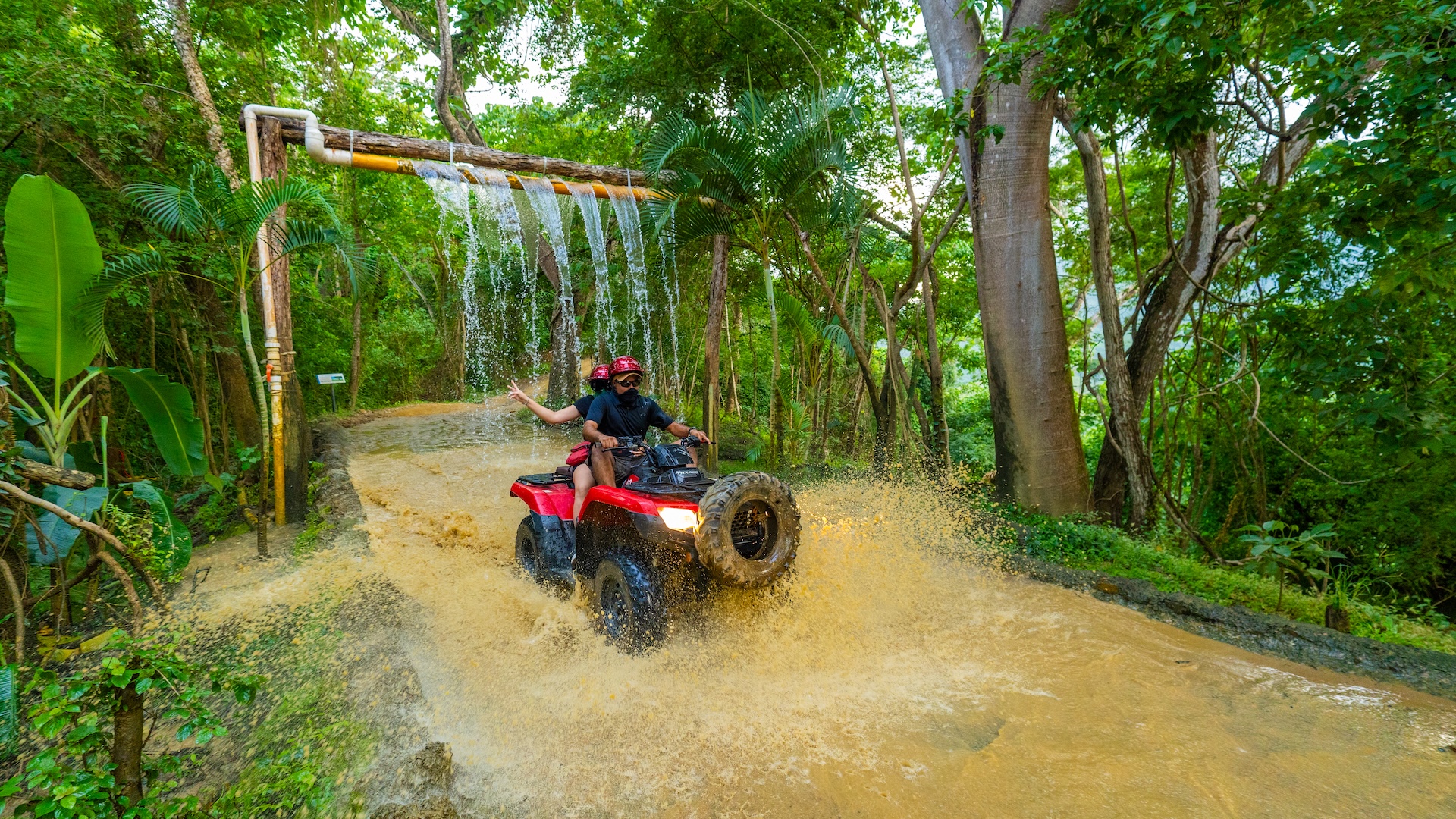 Paso en ATV con Puente Colgante Doble