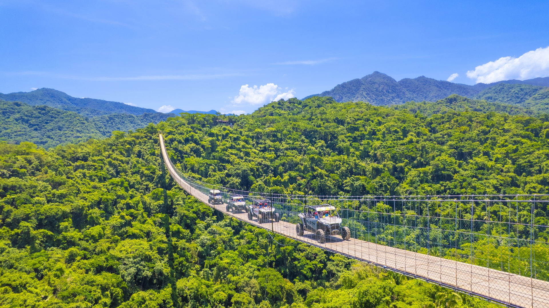 Paso en ATV con Puente Colgante Doble 4