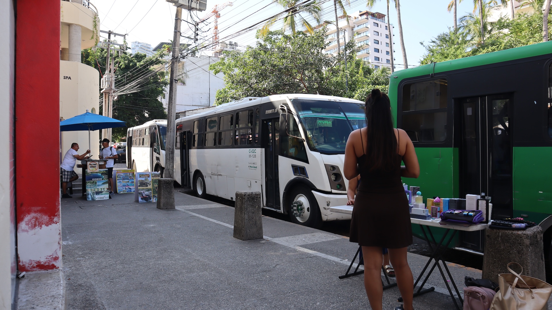 Where to Catch the Bus to Mismaloya? 4