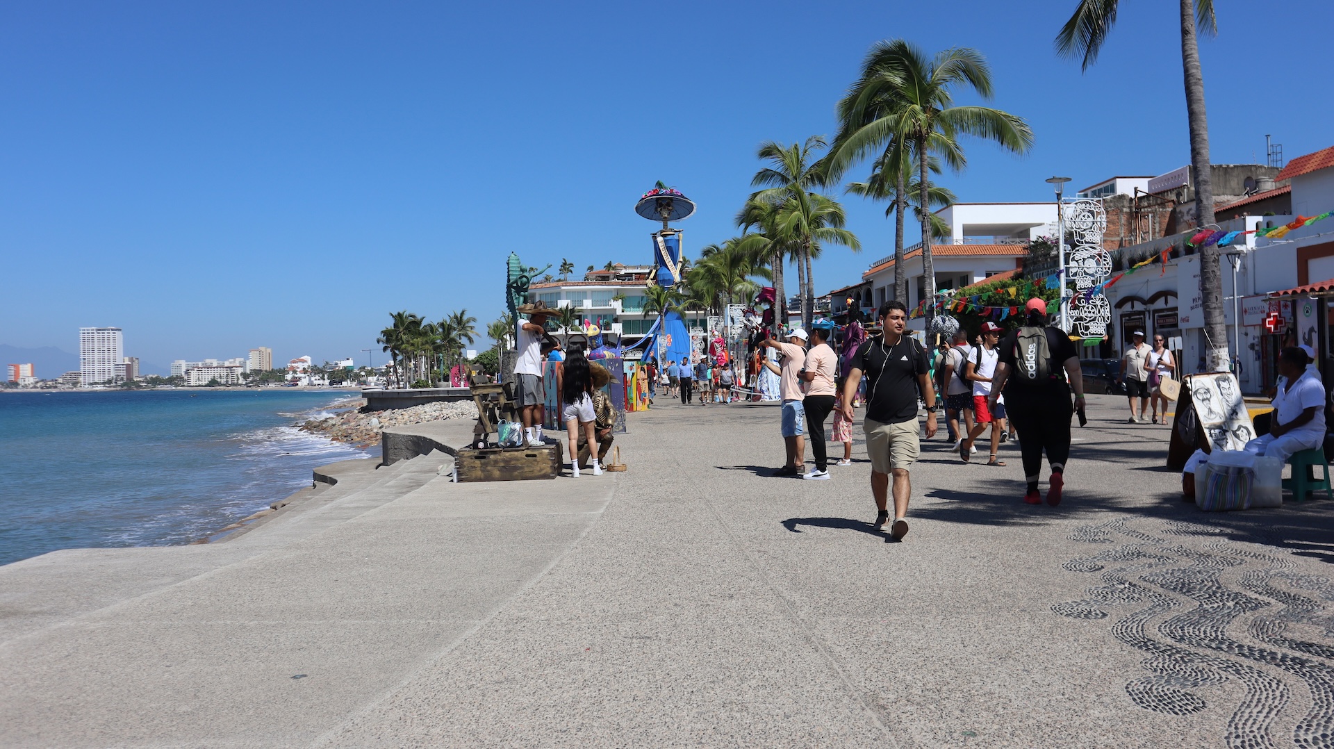 ¿Cómo Vencer el Calor con la Bebida Más Refrescante del Malecón? Conoce La Tuba 5