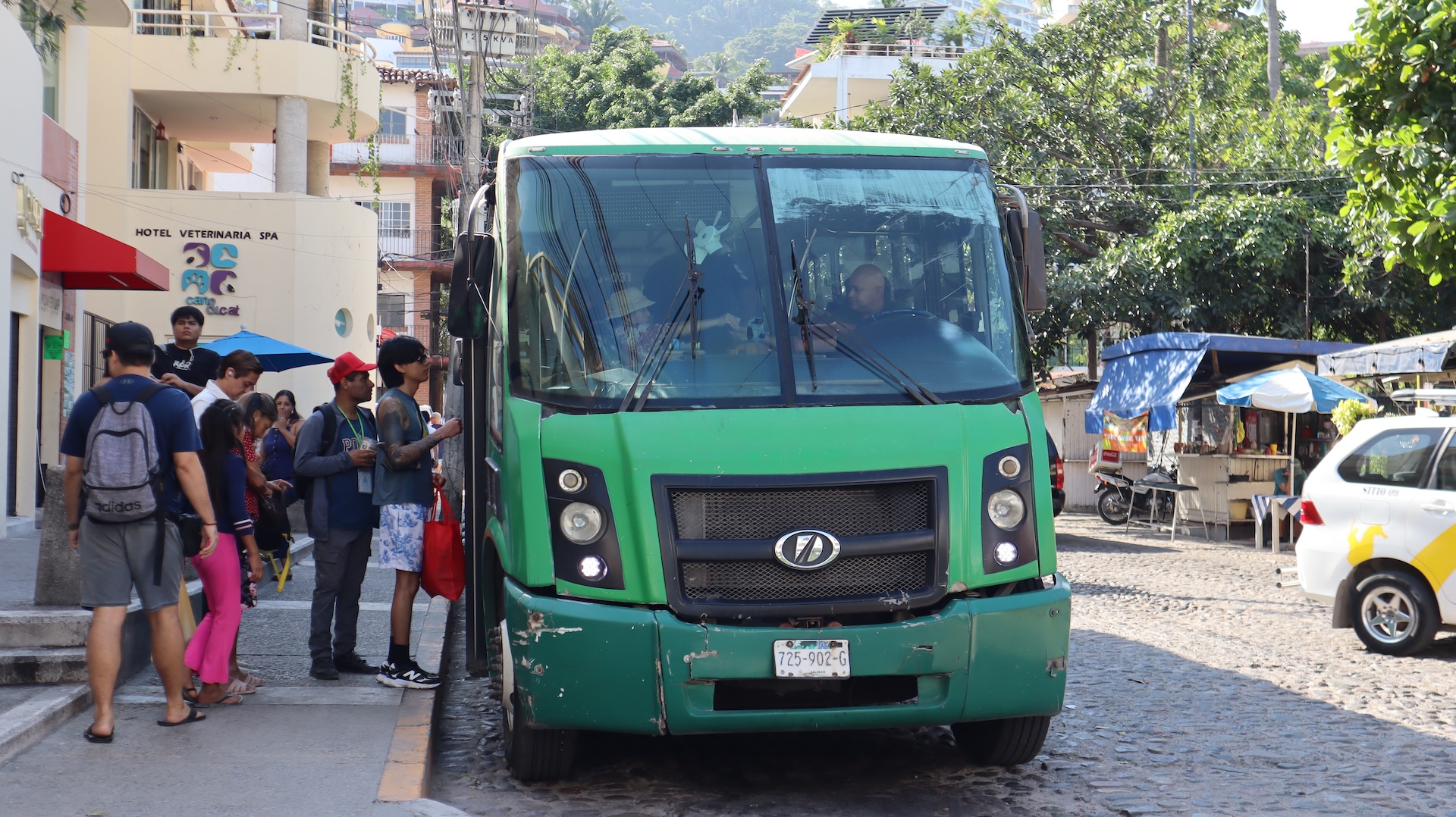 Quick Guide: How to Take the Bus to Mismaloya from Puerto Vallarta 2