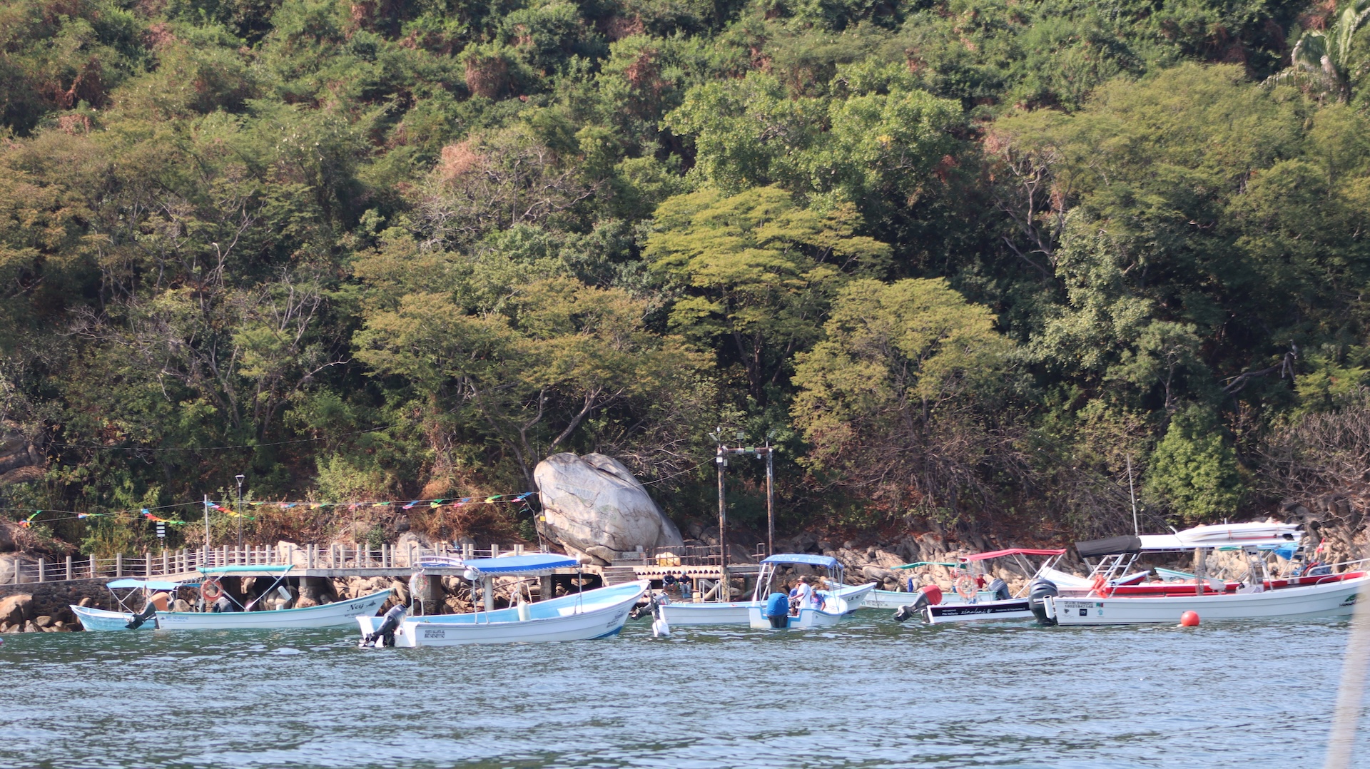 Quimixto Beach 2