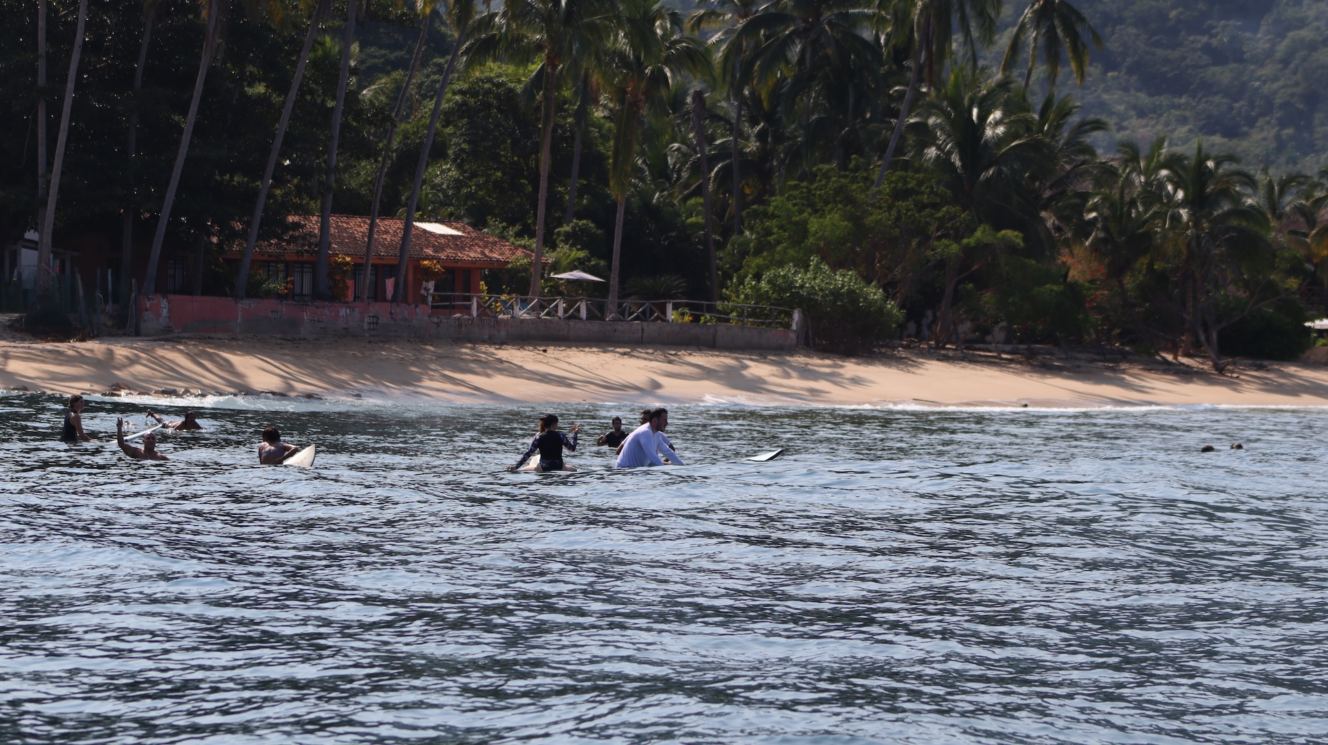 Where to Find the Best Waves Near Puerto Vallarta? 3