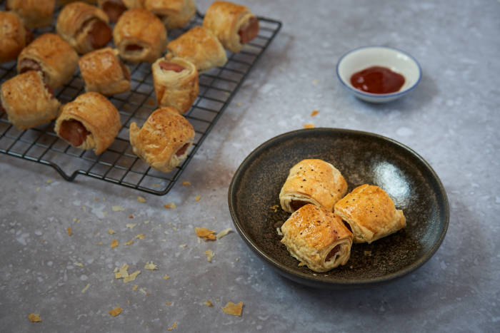 Extremely tasty and easy to make sausage rolls