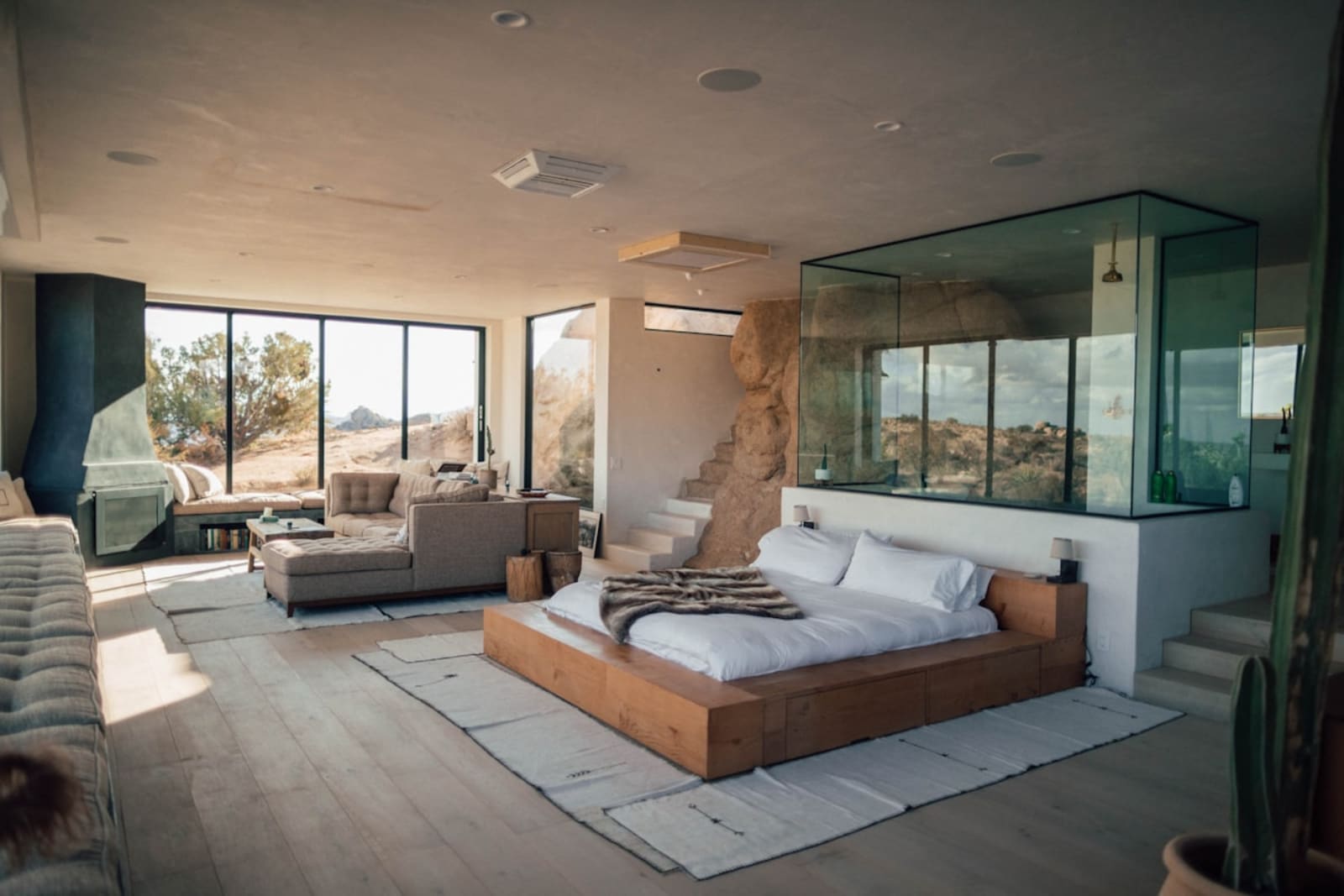 Quadruple Room, view 2