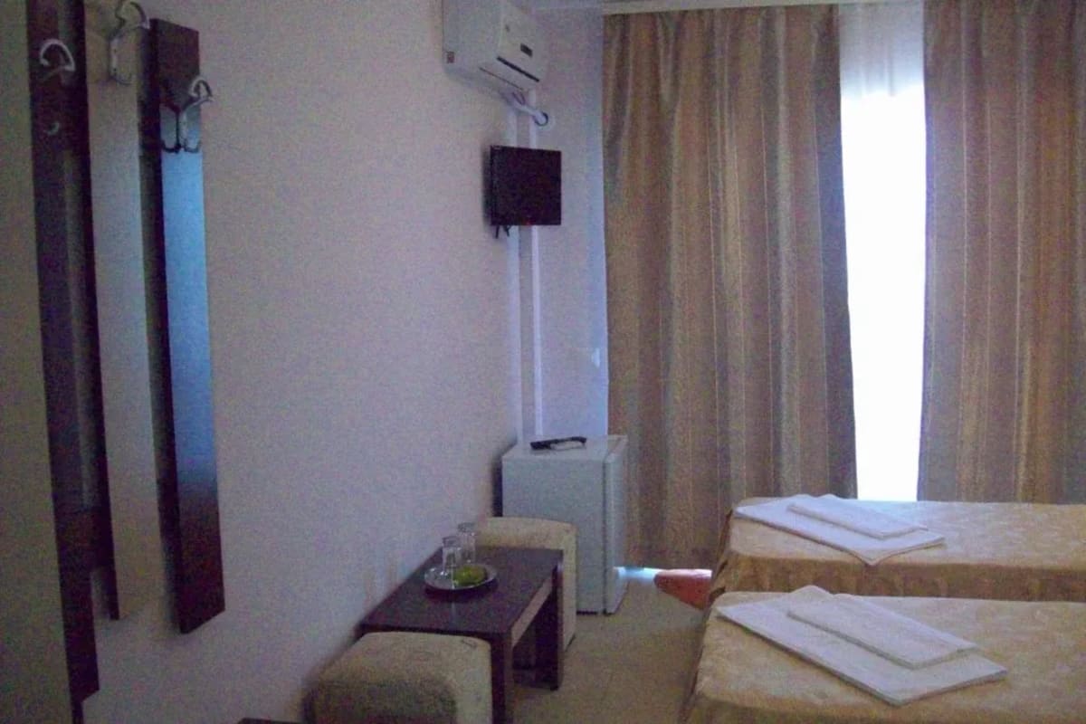 Gallery image 2