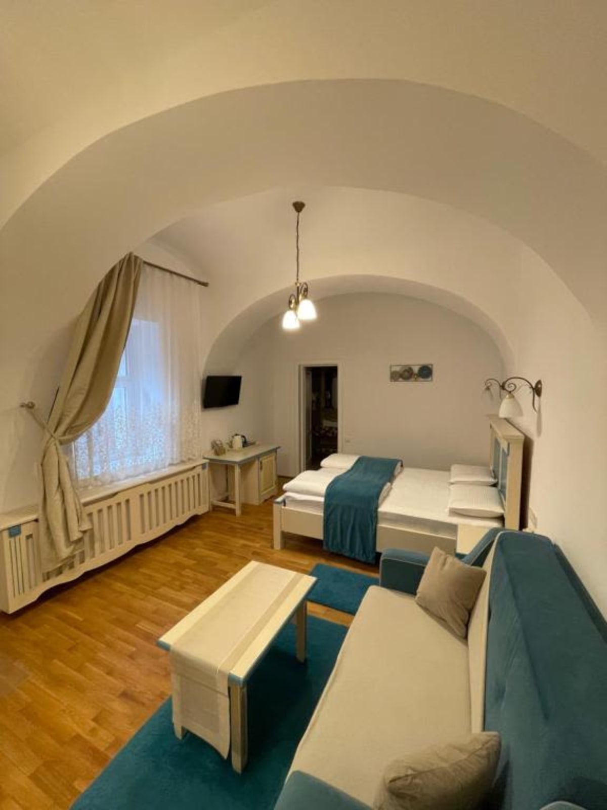Gallery image 3