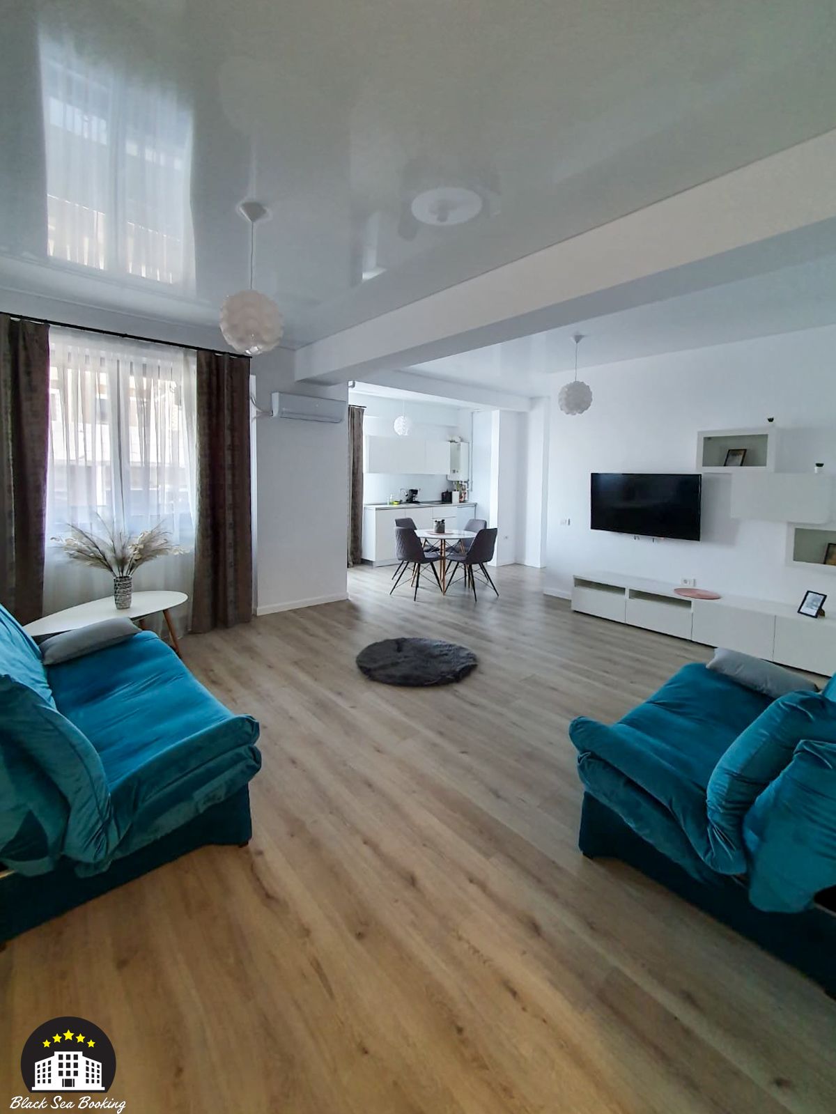 Apartments By Azimuth Beach