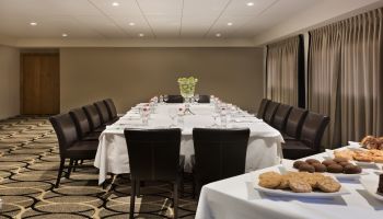 מלון אואזיס ספא קלאב