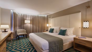 מלון אואזיס ספא קלאב