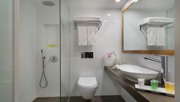 מלון אואזיס ספא קלאב