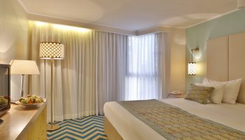 מלון אואזיס ספא קלאב