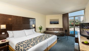 לאונרדו קלאב טבריה הכל כלול