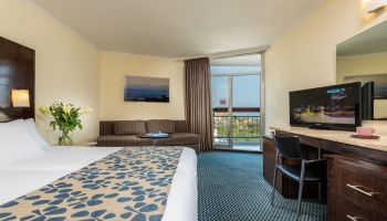 לאונרדו קלאב טבריה הכל כלול