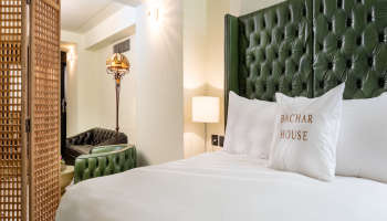 מלון בכר האוס תל אביב