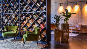 בראון מחנה יהודה מלון בוטיק חדש בירושלים