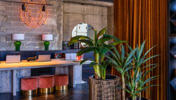 בראון מחנה יהודה מלון בוטיק חדש בירושלים