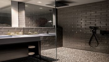 מלון PLAY מידטאון תל אביב