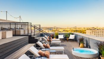 בראון מחנה יהודה מלון בוטיק חדש בירושלים