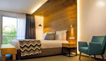 מלון הגושרים מלון בטבע