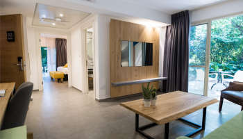 מלון הגושרים מלון בטבע