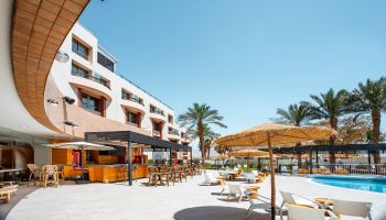 מלון ג&acute;ייקוב אילת