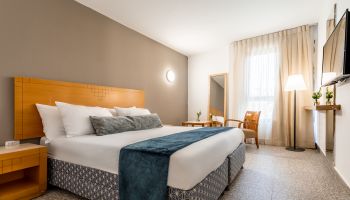 מלון ג&acute;ייקוב אילת