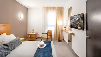 מלון ג&acute;ייקוב אילת