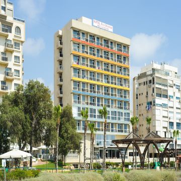 מלון רזידנס נתניה - תמונה 2