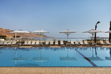 Luxury and Relaxation at the Herbert Samuel Hood Dead Sea Hotel