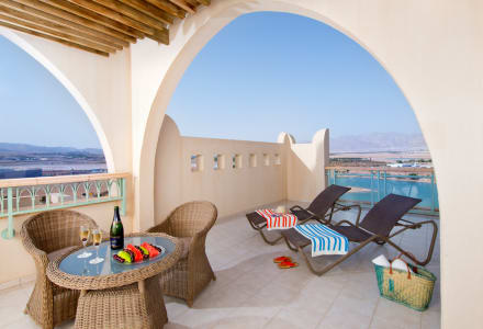 Grand Deluxe Rooms