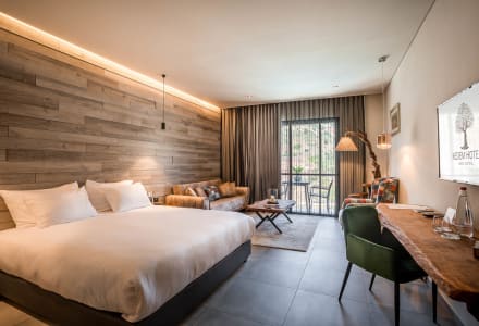 פורסט בלו - קדם