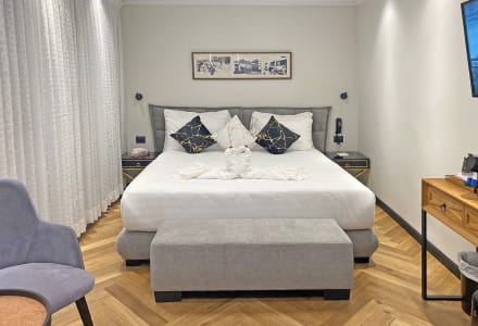 חדר לק'צרי עם נוף לפטיו - ללא מרפסת