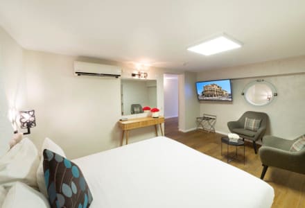 חדר סופיריור משפחתי עם מרפסת