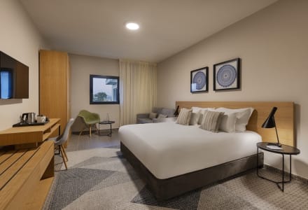 חדר מגדל - מלון גומא ישרוטל בכנרת