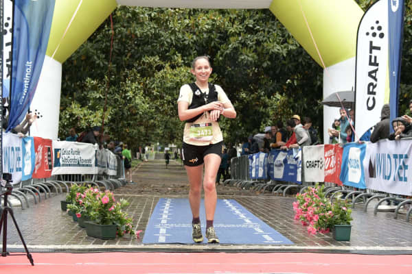 Hour 7 Running News - Lauren Woodwiss finishes 2nd at the Garda Trentino 30km trail race