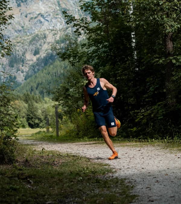 Hour 7 Running Resources - 1'st Place at UTMB Translantau