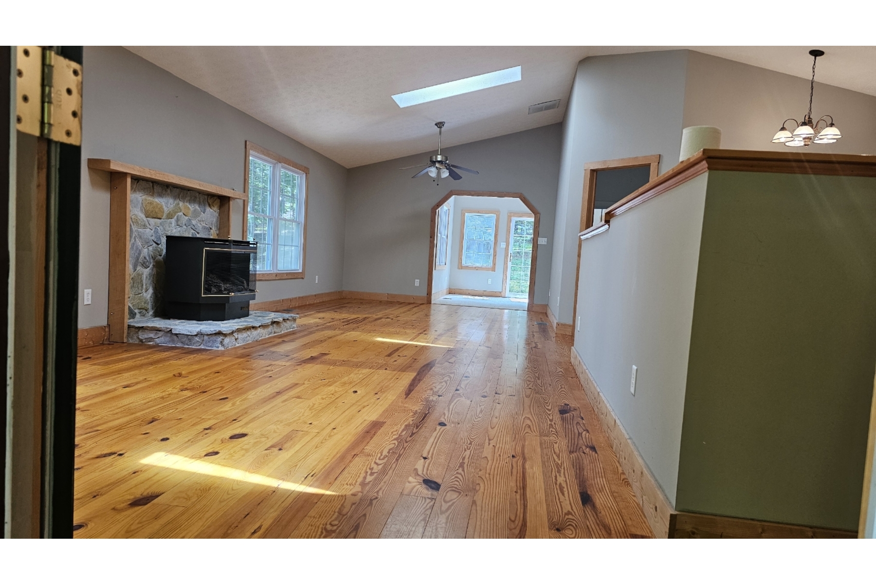 Gallery Image 1