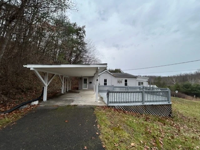 22704 Oldtown Rd SE - House Buyer of America