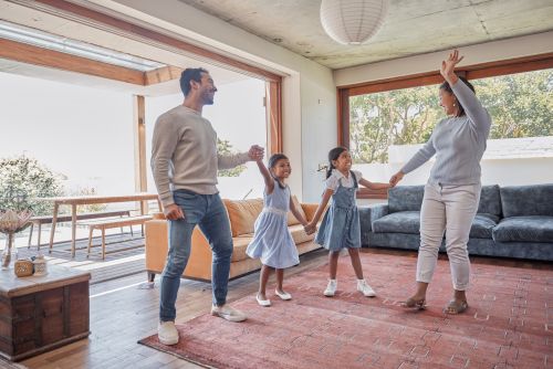 Detroit homeowners considering we buy houses solutions for a fast sale