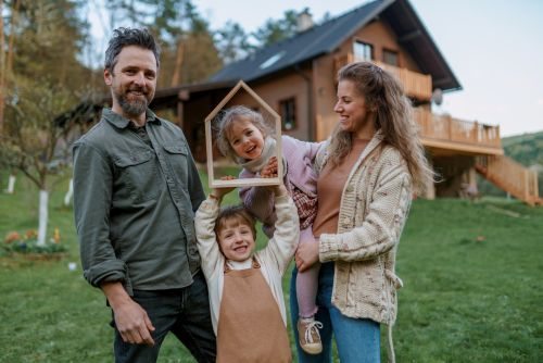 Oregon homeowners exploring we buy houses solutions for a fast sale