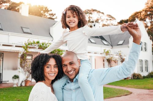 Boston homeowners considering we buy houses services for a quick closing