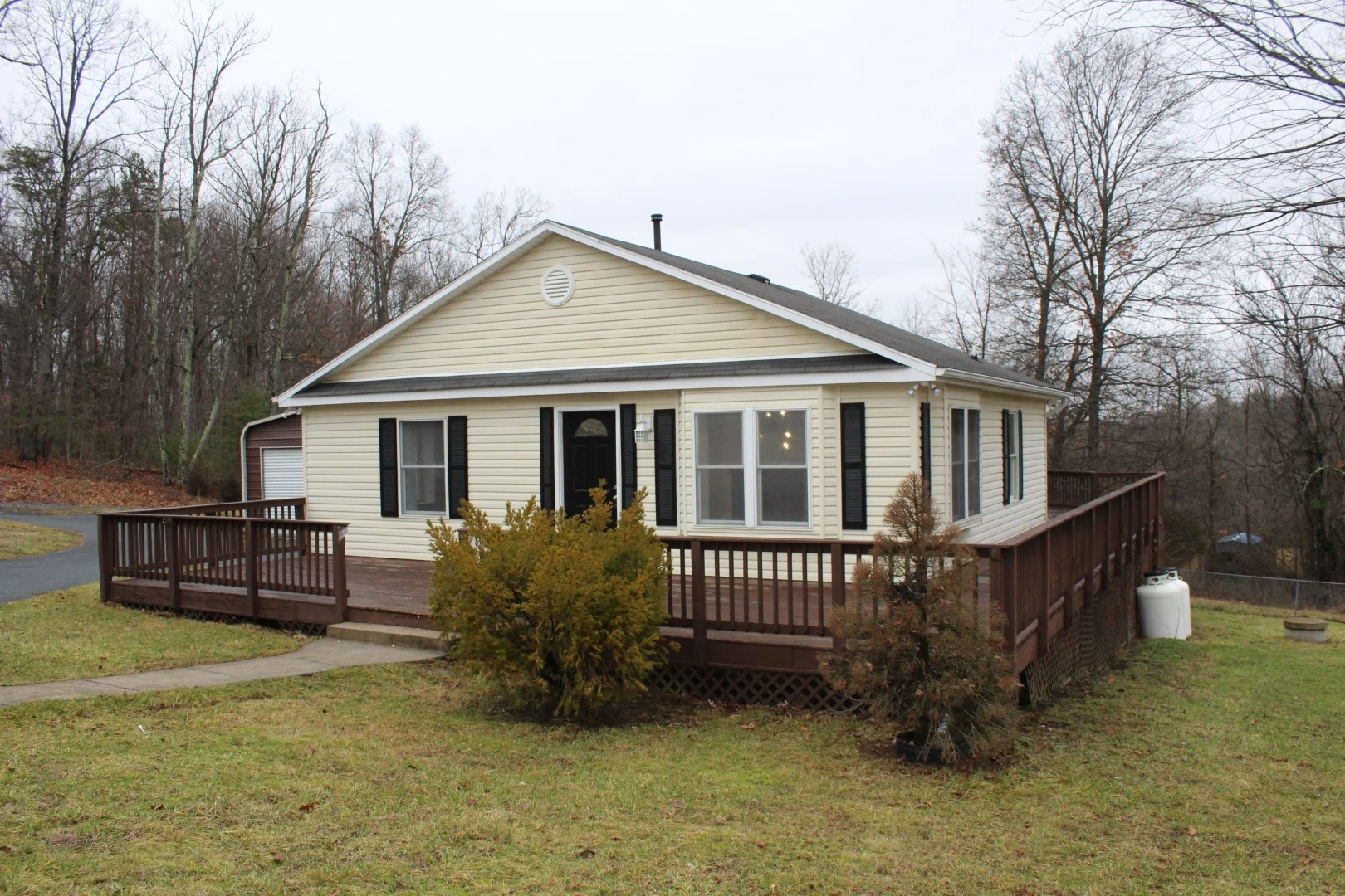 1195 Wakeman Mill Road, Front Royal, VA