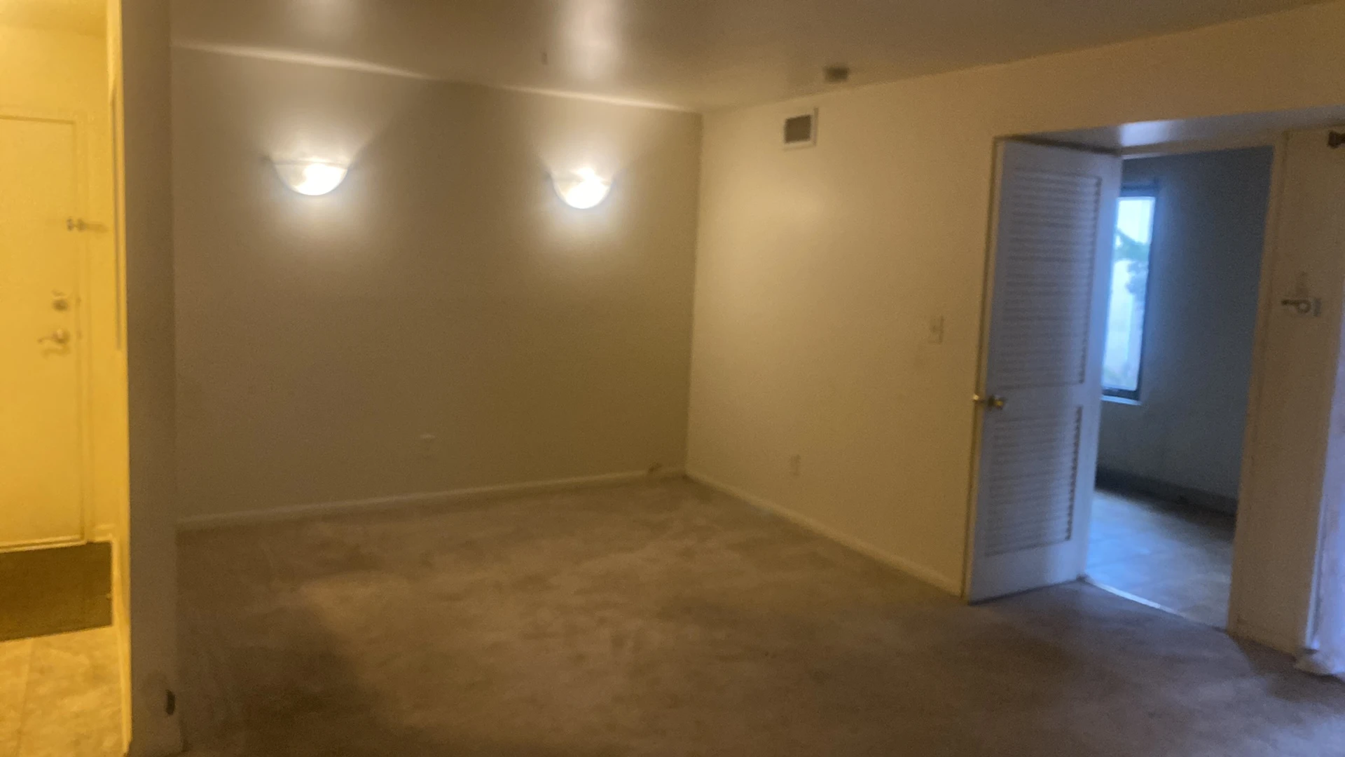 9639 Whiteacre Rd #B4. Columbia, MD