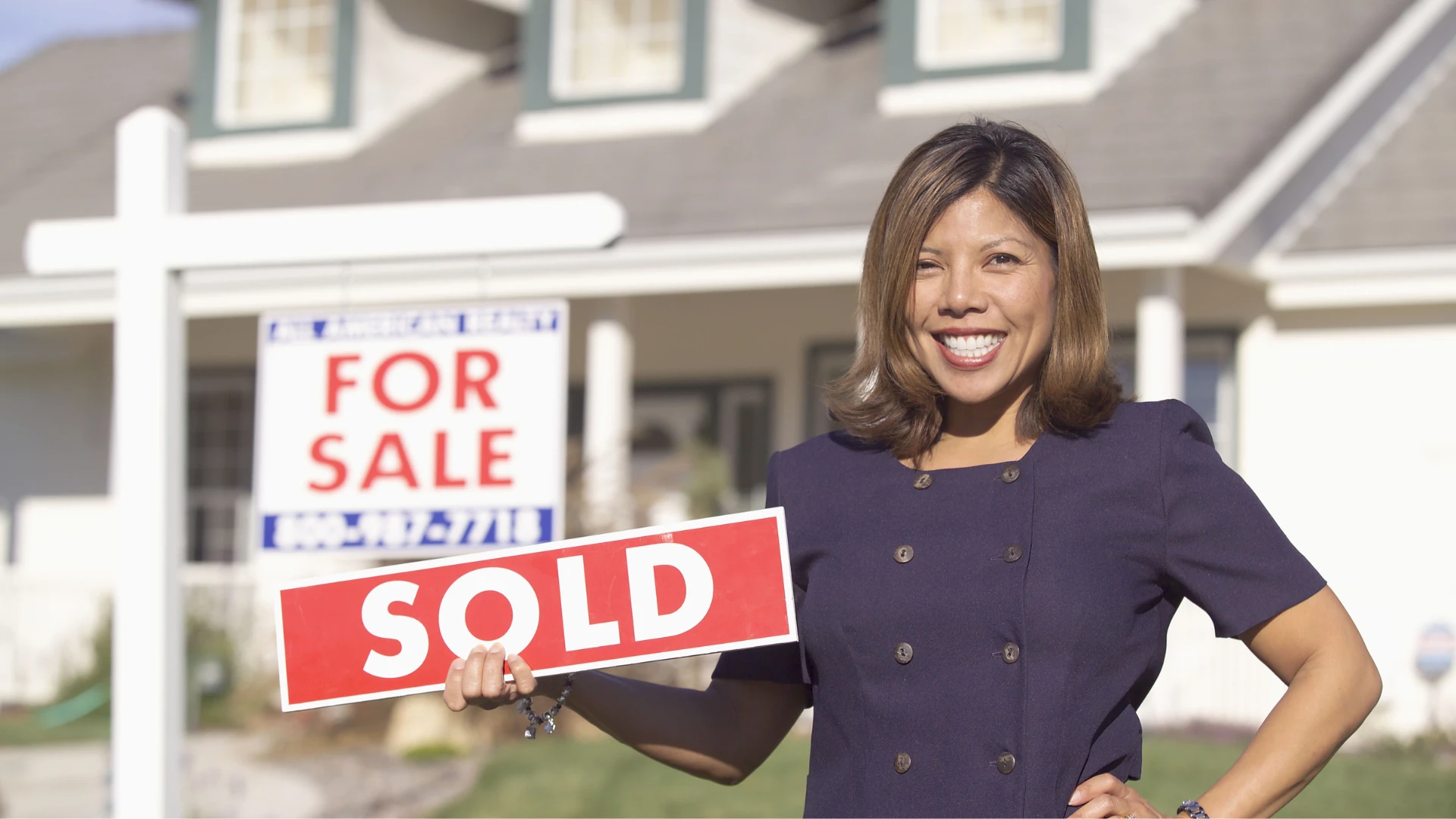 How does a real estate agent sell your home