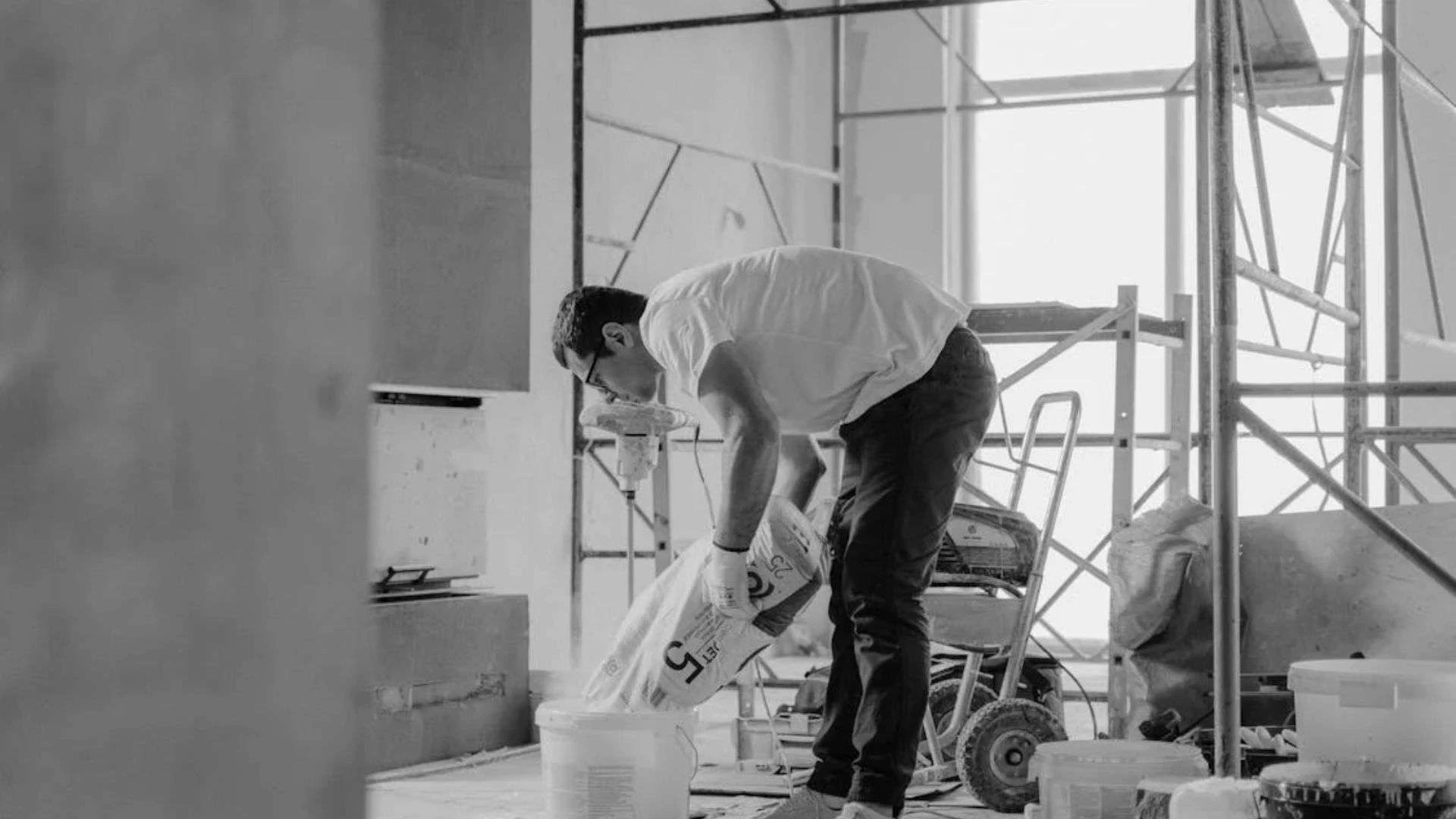 DIY Renovations vs. Hiring Professionals