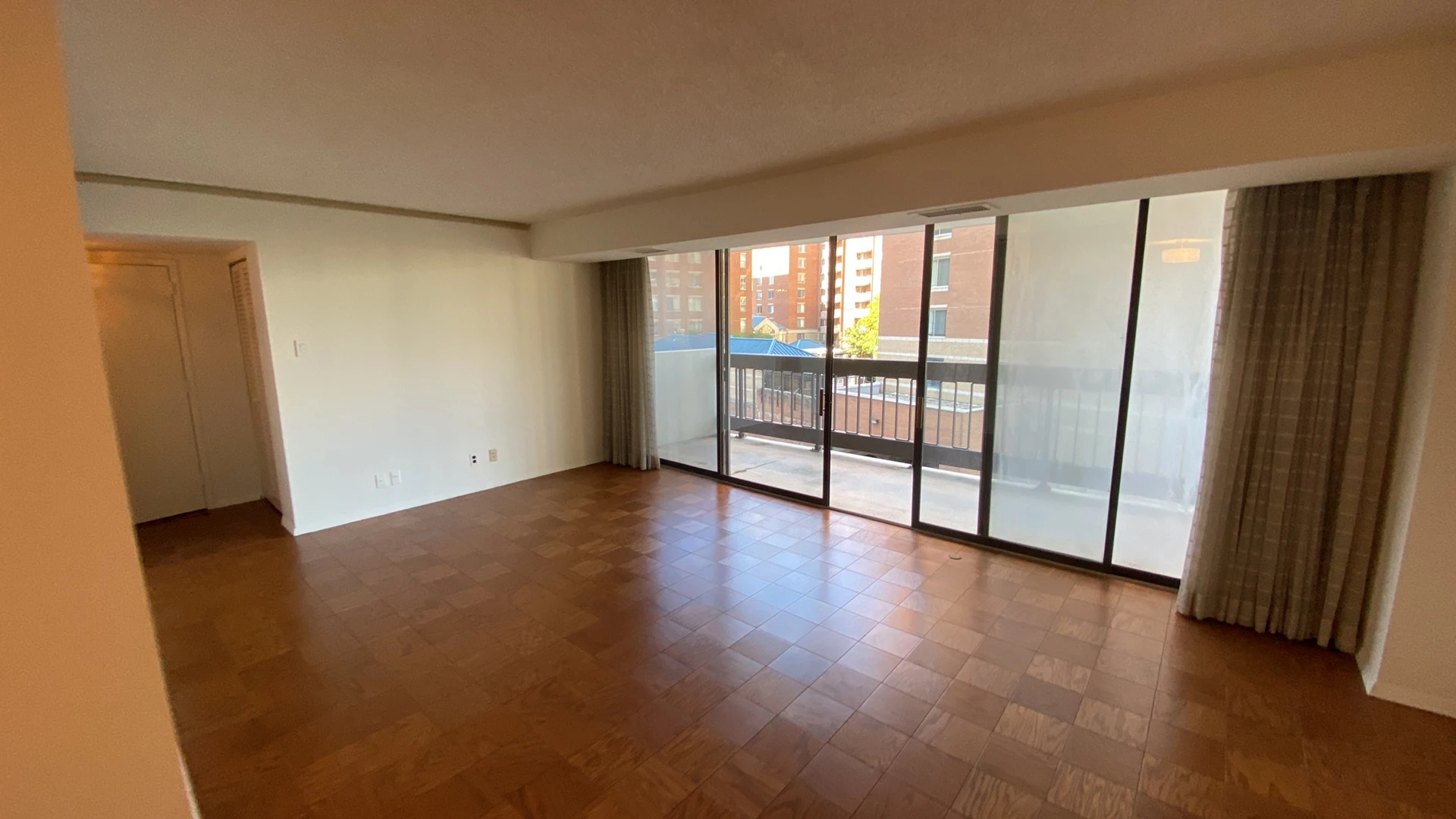 3800 Fairfax Dr #207, Arlington, VA 22203