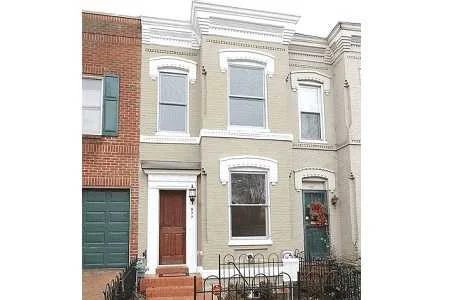 911 C St SE, Washington, DC