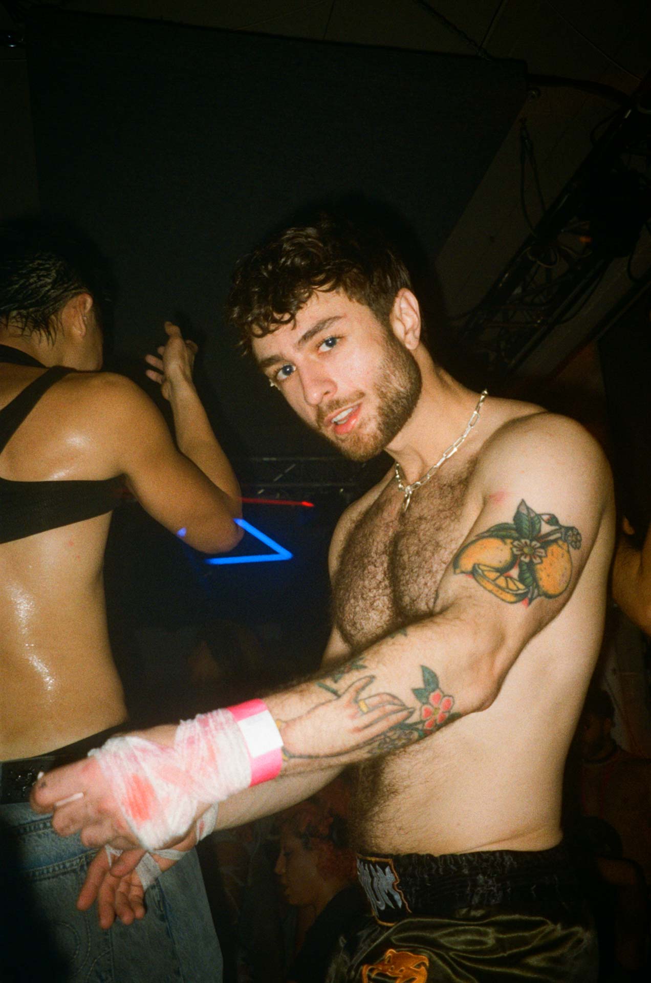 Howl_Rave_18_084_mvh8pb