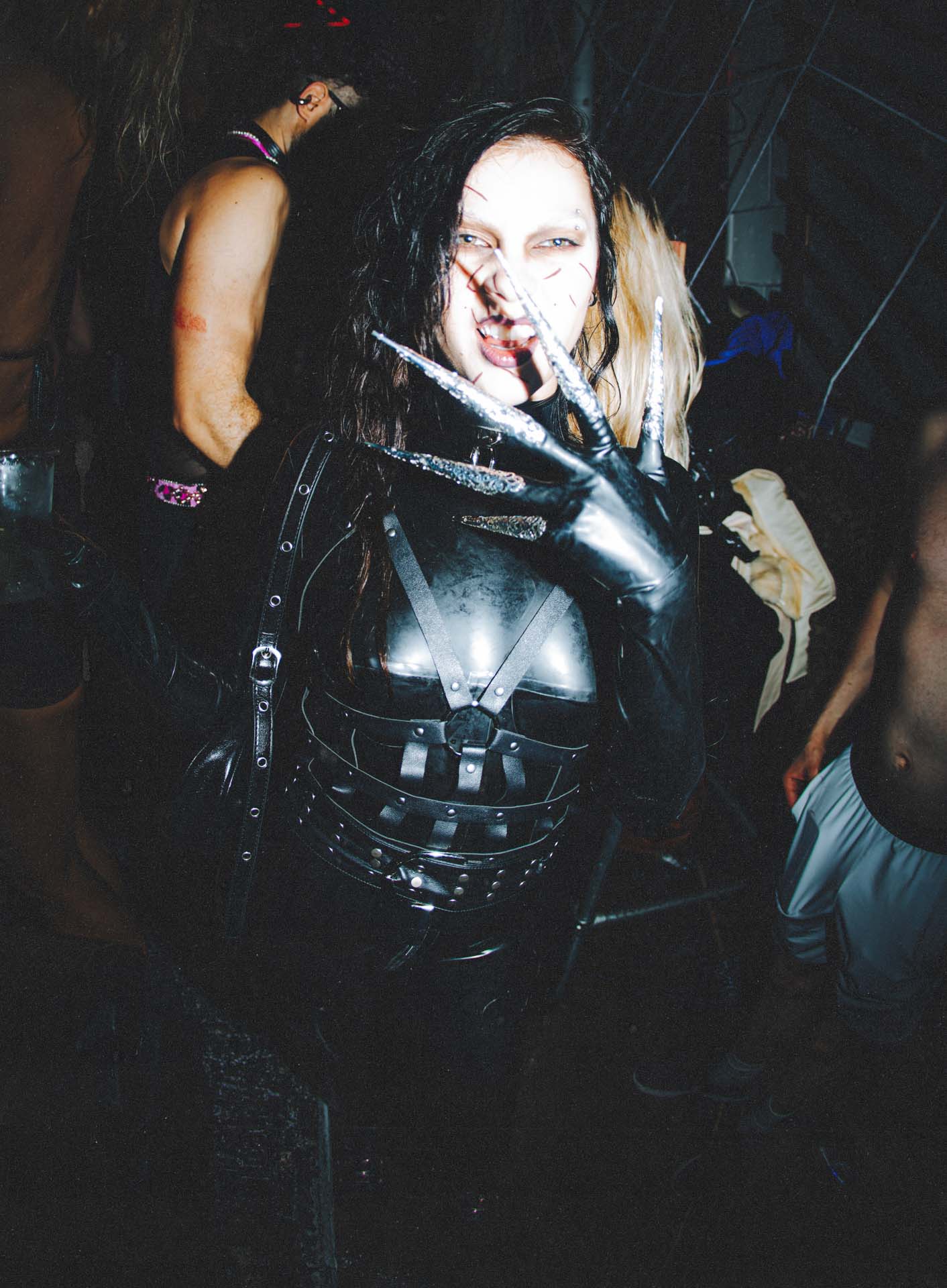 Howl_Rave_18_074_mcjwv0